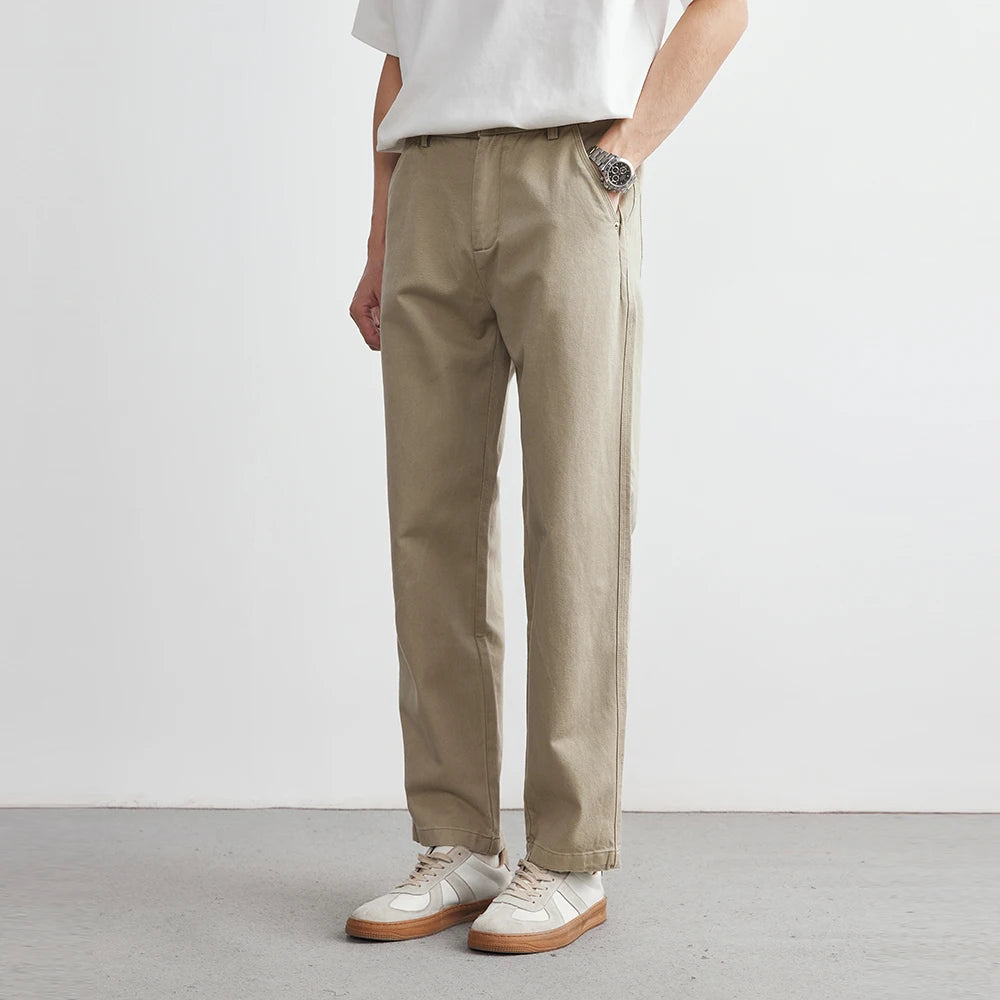 THE DAILY CHINOS™