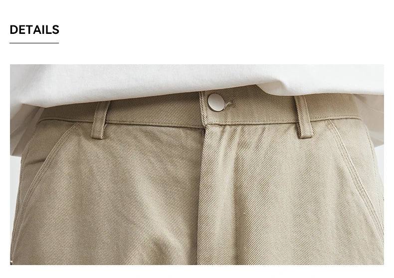 THE DAILY CHINOS™
