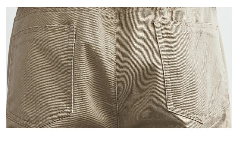 THE DAILY CHINOS™