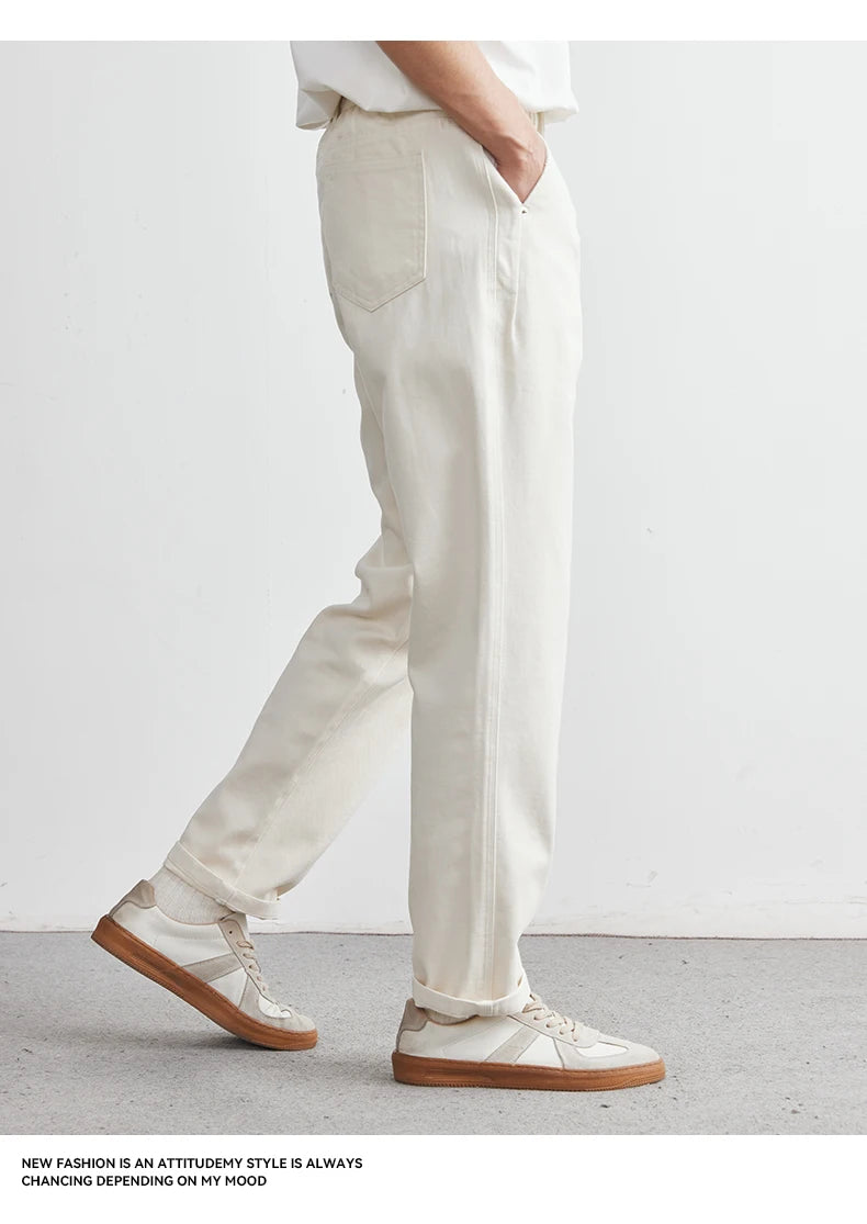THE DAILY CHINOS™